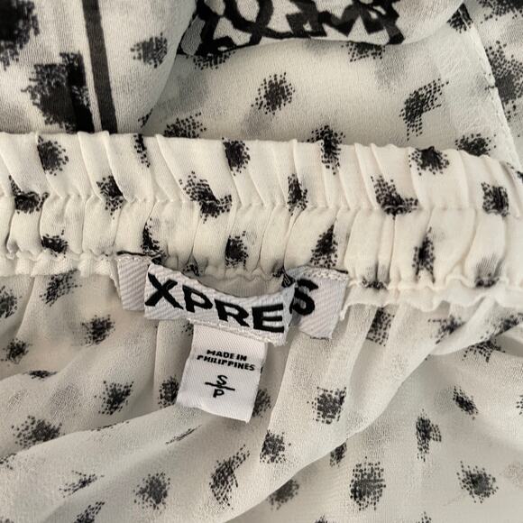 Express Black & White Abstract Print High & Low Midi Skirt w Elastic Waist - SP - Picture 9 of 10